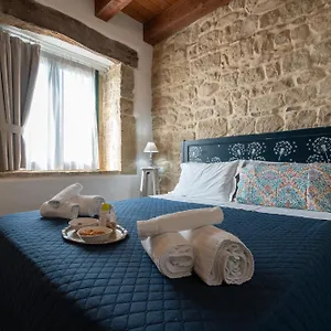  Alloggio per agriturismo Fondo Paliemmu Italia
